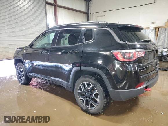 2019 Jeep Compass Trailhawk with VIN 3C4NJDDB1KT660608, listed as a Copart auction lot 51926615 with 81,047 mi miles and Salvage Title. Bid and sale history available at DreamBid. Image 2.