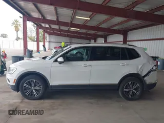 2019 Volkswagen Tiguan SE with VIN 3VV3B7AXXKM055925, listed as a IAAI auction lot 42019778 with 75,654 mi miles and . Bid and sale history available at DreamBid. Image 14.