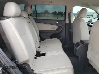 2021 Volkswagen Tiguan SE z VIN 3VV3B7AX4MM075946, wystawiony jako Copart lot #54315625 z przebiegiem 62 399 mil mil oraz Szkoda całkowita • Salvage title. Historia ofert i sprzedaży dostępna na DreamBid. Obrazek 11.