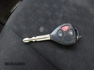 2010 Scion xD z VIN JTKKU4B45AJ056833, wystawiony jako IAAI lot #42450316 z przebiegiem 273 828 mil mil oraz . Historia ofert i sprzedaży dostępna na DreamBid. Obrazek 11.