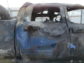 2022 Ram 2500 Tradesman z VIN 3C6UR5CJ5NG366667, wystawiony jako Copart lot #49241395 z przebiegiem Nie podano mil oraz Nie do naprawy • Non repairable. Historia ofert i sprzedaży dostępna na DreamBid. Obrazek 10.
