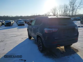 2018 Jeep Compass Trailhawk with VIN 3C4NJDDB4JT501774, listed as a IAAI auction lot 41537713 with 50,834 mi miles and . Bid and sale history available at carsss.com. Image 3.