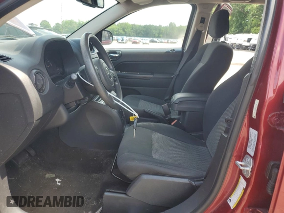 2016 Jeep Compass Sport с VIN 1C4NJCBA8GD609382, выставлен на аукционе Copart как лот 61959575 с пробегом 120 123 миль миль и Списание • Salvage title. История ставок и продаж доступна на DreamBid. Изображение 7.