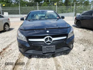 2014 Mercedes-Benz CLA 250 with VIN WDDSJ4GBXEN122630, listed as a Copart auction lot 60613895 with 200,827 mi miles and Salvage title. Bid and sale history available at DreamBid. Image 5.