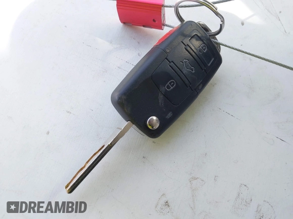 2006 Volkswagen Beetle with VIN 3VWRF31Y56M327282, listed as a IAAI auction lot 42359912 with 77,294 mi miles and . Bid and sale history available at DreamBid. Image 11.