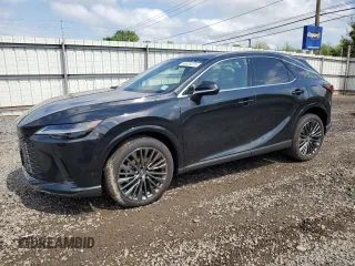 2025 Lexus RX 450h+ Luxury z VIN JTJCJMGA6S2026428, wystawiony jako Copart lot #55524875 z przebiegiem 857 mil mil oraz Szkoda całkowita • Salvage title. Historia ofert i sprzedaży dostępna na DreamBid. Obrazek 1.