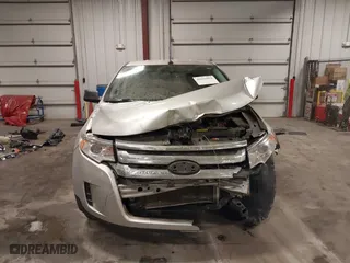 2013 Ford Edge SE with VIN 2FMDK3GC3DBB16709, listed as a IAAI auction lot 41616984 with 206,275 mi miles. Bid and sale history available at carsss.com. Image 13.