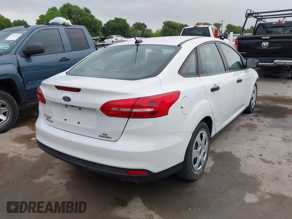 2018 Ford Focus S with VIN 1FADP3E23JL212714, listed as a IAAI auction lot 41895883 with 116,658 mi miles. Bid and sale history available at carsss.com. Image 4.