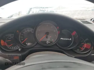 2016 Porsche Panamera 4S z VIN WP0AB2A77GL050635, wystawiony jako Copart lot #59198675 z przebiegiem 51 820 mil mil oraz Szkoda całkowita • Salvage title. Historia ofert i sprzedaży dostępna na DreamBid. Obrazek 9.