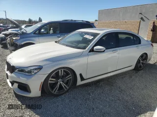 2019 BMW 7 Series 750i with VIN WBA7F0C53KGM25787, listed as a Copart auction lot 88172835 with 71,267 mi miles and Salvage Title. Bid and sale history available at carsss.com. Image 1.