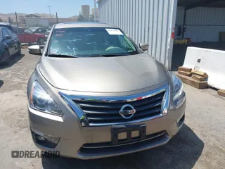 2014 Nissan Altima S with VIN 1N4AL3APXEC406131, listed as a IAAI auction lot 42172846 with 136,315 mi miles and . Bid and sale history available at carsss.com. Image 13.