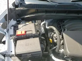2025 Chevrolet Silverado 1500 LT z VIN 2GCUKDEDXS1165012, wystawiony jako Copart lot #57988545 z przebiegiem 1 117 mil mil oraz Szkoda całkowita • Salvage title. Historia ofert i sprzedaży dostępna na DreamBid. Obrazek 15.