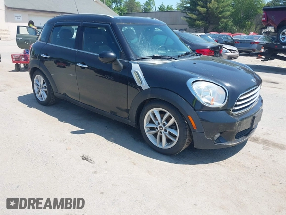2012 MINI Countryman z VIN WMWZB3C50CWM29681, wystawiony jako IAAI lot #42408117 z przebiegiem 157 105 mil mil oraz . Historia ofert i sprzedaży dostępna na DreamBid. Obrazek 1.