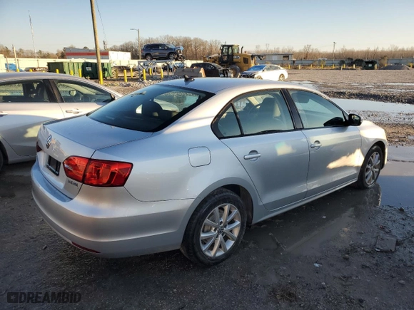 2011 Volkswagen Jetta Sedan SE PZEV with VIN 3VWDZ7AJ6BM017356, listed as a Copart auction lot 45554945 with 162,386 mi miles and Salvage Title. Bid and sale history available at carsss.com. Image 3.