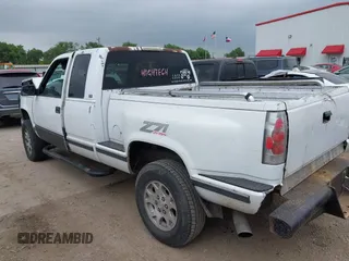 1995 Chevrolet Silverado 1500 with VIN 1GCEK19K0SE155342, listed as a IAAI auction lot 41944089 with 278,439 mi miles and . Bid and sale history available at DreamBid. Image 3.