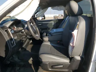 2018 Ram 2500 Tradesman with VIN 3C6LR4AT1JG251925, listed as a Copart auction lot 45966495 with 70,561 mi miles and Salvage Title. Bid and sale history available at carsss.com. Image 10.