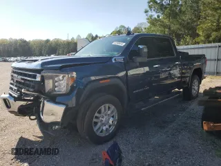 2020 GMC Sierra 2500HD SLT z VIN 1GT49NEY2LF161437, wystawiony jako Copart lot #52259915 z przebiegiem 162 376 mil mil oraz Szkoda całkowita • Salvage title. Historia ofert i sprzedaży dostępna na DreamBid. Obrazek 1.