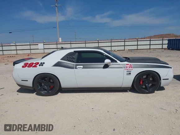 2019 Dodge Challenger R/T Scat Pack Widebody z VIN 2C3CDZFJ1KH546489, wystawiony jako IAAI lot #41857292 z przebiegiem 61 055 mil mil oraz . Historia ofert i sprzedaży dostępna na DreamBid. Obrazek 12.