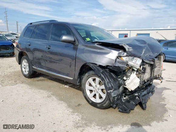 2013 Toyota Highlander with VIN 5TDZK3EH3DS124798, listed as a Copart auction lot 50792125 with 119,225 mi miles and Salvage Title. Bid and sale history available at carsss.com. Image 4.