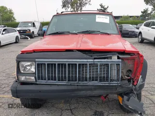 1996 Jeep Cherokee Country with VIN 1J4FJ78S3TL116814, listed as a IAAI auction lot 42131760 with 209,510 mi miles and . Bid and sale history available at DreamBid. Image 6.