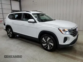 2025 Volkswagen Atlas SE z VIN 1V2HR2CA8SC502389, wystawiony jako Copart lot #51980025 z przebiegiem 10 753 mil mil oraz Czysty tytuł • Clean title. Historia ofert i sprzedaży dostępna na DreamBid. Obrazek 4.