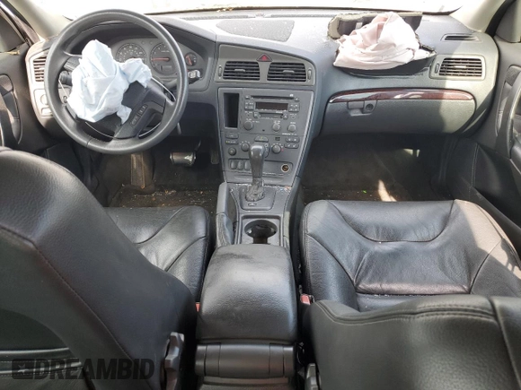 2002 Volvo V70 with VIN YV1SJ58D921202885, listed as a Copart auction lot 77737734 with 113,374 mi miles and Salvage Title. Bid and sale history available at carsss.com. Image 8.