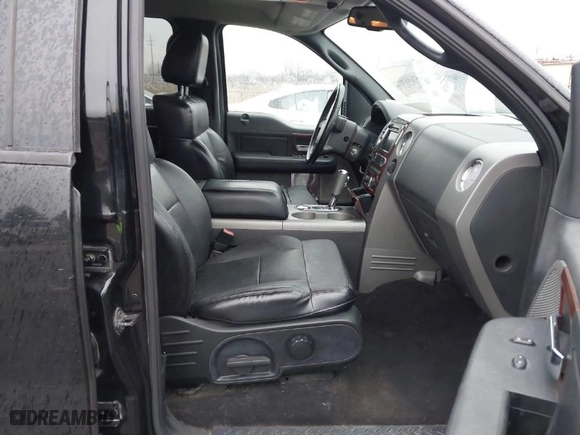 2008 Ford F-150 XLT with VIN 1FTPW12538FA40559, listed as a IAAI auction lot 41200440 with 243,970 mi miles. Bid and sale history available at carsss.com. Image 5.