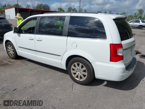 2016 Chrysler Town & Country Touring with VIN 2C4RC1BG8GR293872, listed as a IAAI auction lot 41948314 with 194,780 mi miles. Bid and sale history available at carsss.com. Image 3.