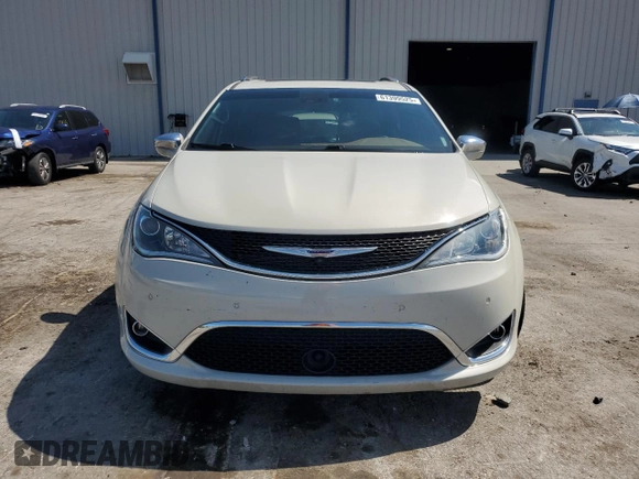 2020 Chrysler Pacifica Limited with VIN 2C4RC1GG8LR116368, listed as a Copart auction lot 61399525 with 78,896 mi miles and Non repairable. Bid and sale history available at DreamBid. Image 5.