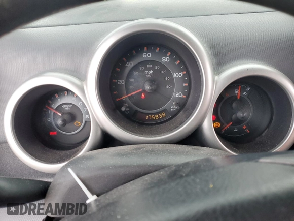 2004 Honda Element EX with VIN 5J6YH27604L003576, listed as a Copart auction lot 43266115 with 175,838 mi miles and Salvage Title. Bid and sale history available at DreamBid. Image 9.