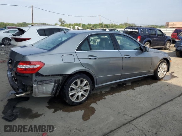 2013 Mercedes-Benz E 350 Luxury with VIN WDDHF8JB1DA685406, listed as a Copart auction lot 60195845 with 126,140 mi miles and Salvage title. Bid and sale history available at DreamBid. Image 3.