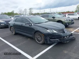 2014 Lincoln MKZ with VIN 3LN6L2G97ER818460, listed as a IAAI auction lot 41929849 with 205,534 mi miles. Bid and sale history available at carsss.com. Image 1.