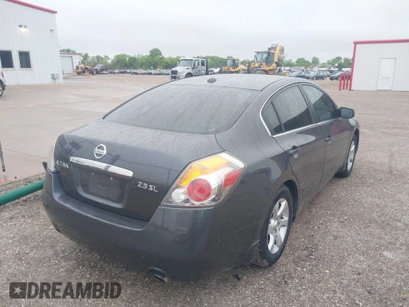 2008 Nissan Altima 2.5 with VIN 1N4AL21E18N536705, listed as a IAAI auction lot 41965407 with 270,072 mi miles. Bid and sale history available at carsss.com. Image 4.