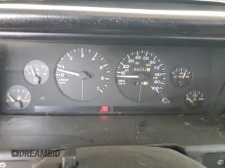 1994 Jeep Grand Cherokee Limited with VIN 1J4GZ78S5RC304501, listed as a Copart auction lot 64632335 with 184,333 mi miles and Salvage title. Bid and sale history available at DreamBid. Image 9.