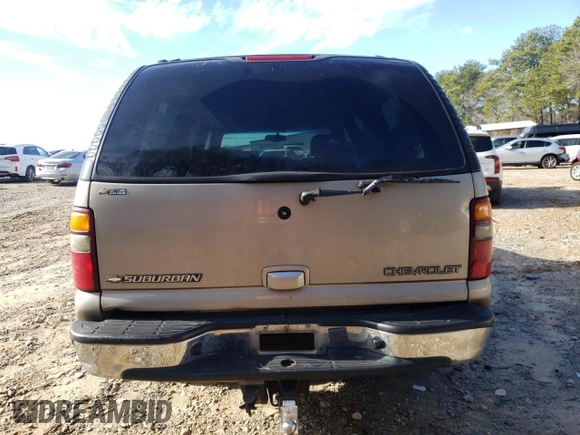 2002 Chevrolet Suburban LT with VIN 1GNEC16Z72J231717, listed as a Copart auction lot 86691164 with 360,491 mi miles and Salvage Title. Bid and sale history available at carsss.com. Image 6.