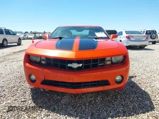 2011 Chevrolet Camaro 2LT z VIN 2G1FC1ED3B9194950, wystawiony jako IAAI lot #41816699 z przebiegiem 139 106 mil mil oraz . Historia ofert i sprzedaży dostępna na DreamBid. Obrazek 12.