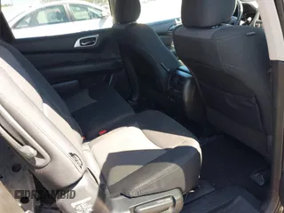 2019 Nissan Pathfinder SL with VIN 5N1DR2MN9KC599969, listed as a IAAI auction lot 41852389 with 186,285 mi miles and . Bid and sale history available at DreamBid. Image 8.