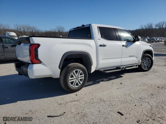 2023 Toyota Tundra 4WD SR5 with VIN 5TFLA5DB4PX127628, listed as a Copart auction lot 42631995 with 18,719 mi miles and Salvage Title. Bid and sale history available at carsss.com. Image 3.