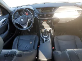2015 BMW X1 xDrive28i with VIN WBAVL1C50FVY25782, listed as a Copart auction lot 42871465 with 116,084 mi miles and Salvage Title. Bid and sale history available at carsss.com. Image 8.