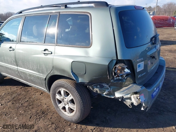 2006 Toyota Highlander with VIN JTEHP21A660171244, listed as a IAAI auction lot 41328204 with 131,186 mi miles. Bid and sale history available at carsss.com. Image 18.