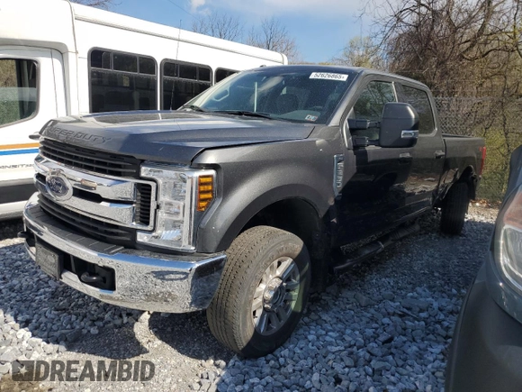 2018 Ford Super Duty F-250 SRW XL with VIN 1FT7W2B66JEB00540, listed as a Copart auction lot 52626865 with 101,222 mi miles and Salvage Title. Bid and sale history available at carsss.com. Image 1.
