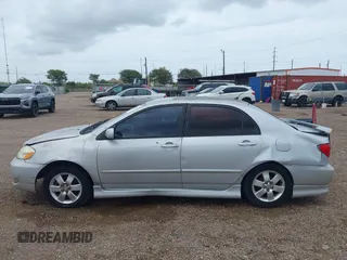 2006 Toyota Corolla CE z VIN 1NXBR32E56Z664753, wystawiony jako IAAI lot #42653109 z przebiegiem 231 836 mil mil oraz . Historia ofert i sprzedaży dostępna na DreamBid. Obrazek 14.