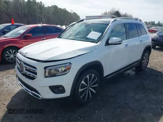 2020 Mercedes-Benz GLB 250 z VIN WDC4M4GB0LW010866, wystawiony jako IAAI lot #41720732 z przebiegiem 6 515 mil mil oraz . Historia ofert i sprzedaży dostępna na DreamBid. Obrazek 17.