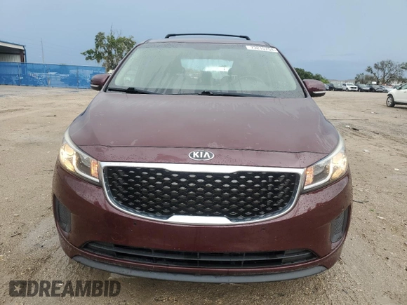 2017 Kia Sedona LX with VIN KNDMB5C19H6320486, listed as a Copart auction lot 73215754 with 100,891 mi miles and Salvage Title. Bid and sale history available at carsss.com. Image 5.