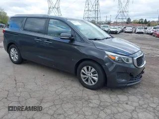 2017 Kia Sedona LX with VIN KNDMB5C14H6239766, listed as a IAAI auction lot 42049371 with 105,101 mi miles. Bid and sale history available at carsss.com. Image 1.