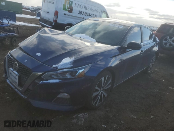 2020 Nissan Altima SR with VIN 1N4AL4CV5LC186198, listed as a Copart auction lot 44070995 with 82,927 mi miles and Salvage Title. Bid and sale history available at carsss.com. Image 1.