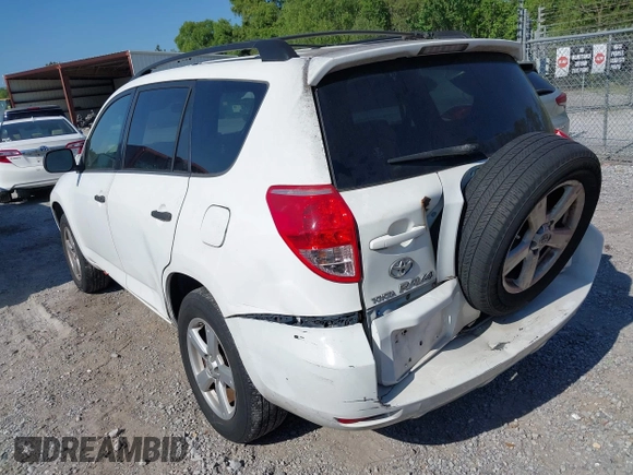 2008 Toyota RAV4 with VIN JTMZD33V886057057, listed as a IAAI auction lot 42056398 with 264,675 mi miles. Bid and sale history available at carsss.com. Image 3.