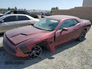 2017 Dodge Challenger SXT z VIN 2C3CDZAG6HH574082, wystawiony jako Copart lot #61187435 z przebiegiem 86 666 mil mil oraz Czysty tytuł • Clean title. Historia ofert i sprzedaży dostępna na DreamBid. Obrazek 1.