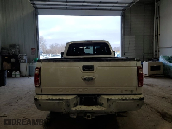 2015 Ford F-250 XLT z VIN 1FT7X2A63FEA10493, wystawiony jako Copart lot #85132974 z przebiegiem 151 845 mil mil oraz Szkoda całkowita • Salvage title. Historia ofert i sprzedaży dostępna na DreamBid. Obrazek 6.