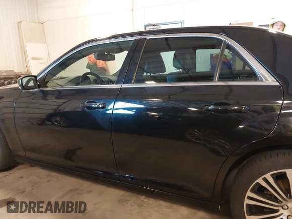 2013 Chrysler 300 with VIN 2C3CCABG1DH548616, listed as a IAAI auction lot 41376584 with 122,369 mi miles. Bid and sale history available at carsss.com. Image 14.